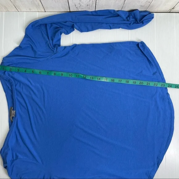 Vince Scoop Neck Long Sleeve Blue Tee Shirt Size Medium - Picture 8 of 11